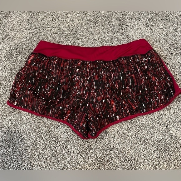 Nike Women’s Dri-Fit Running Shorts - Picture 2 of 4